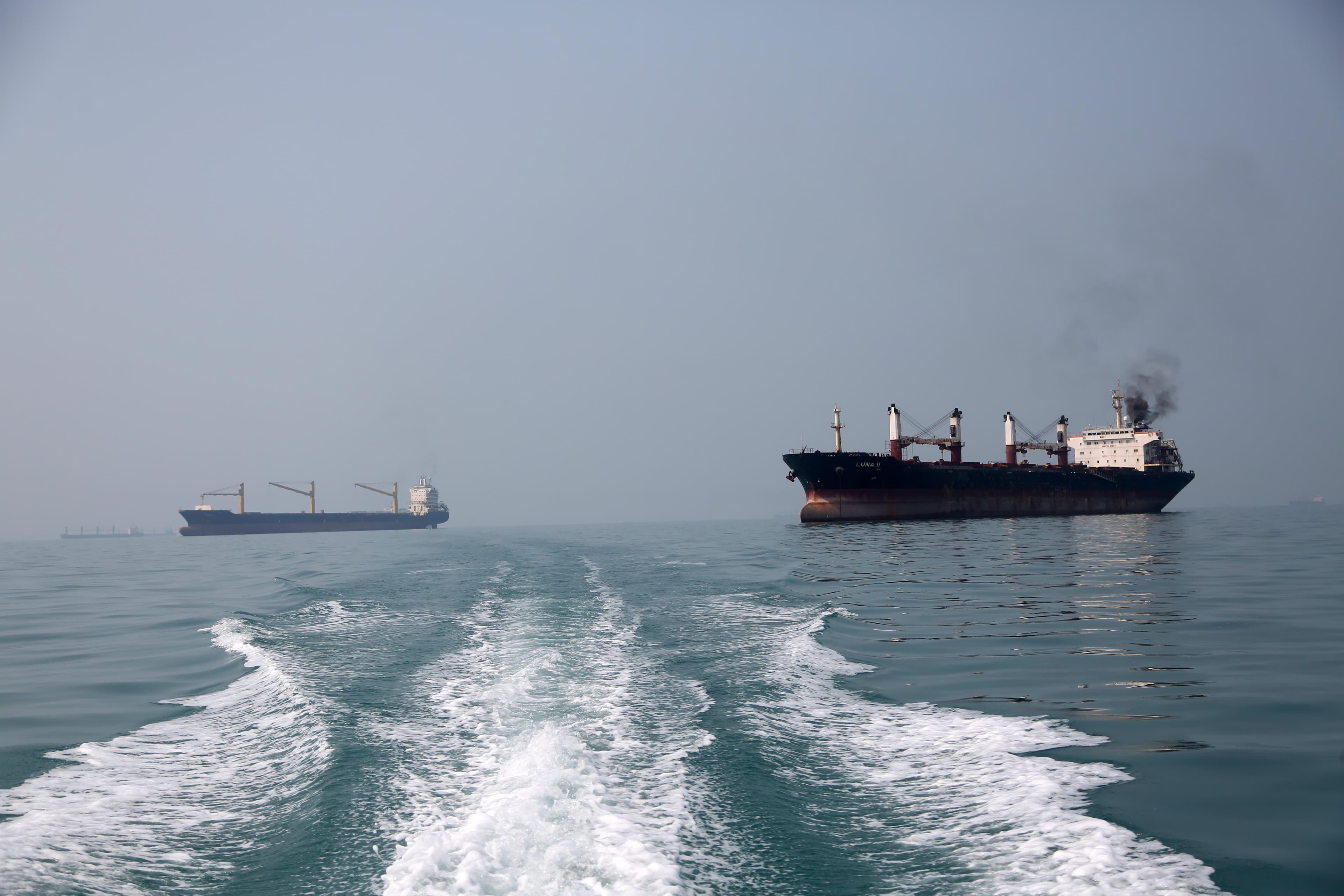 Iran says it's up to U.S. to end war as China presses for de-escalation