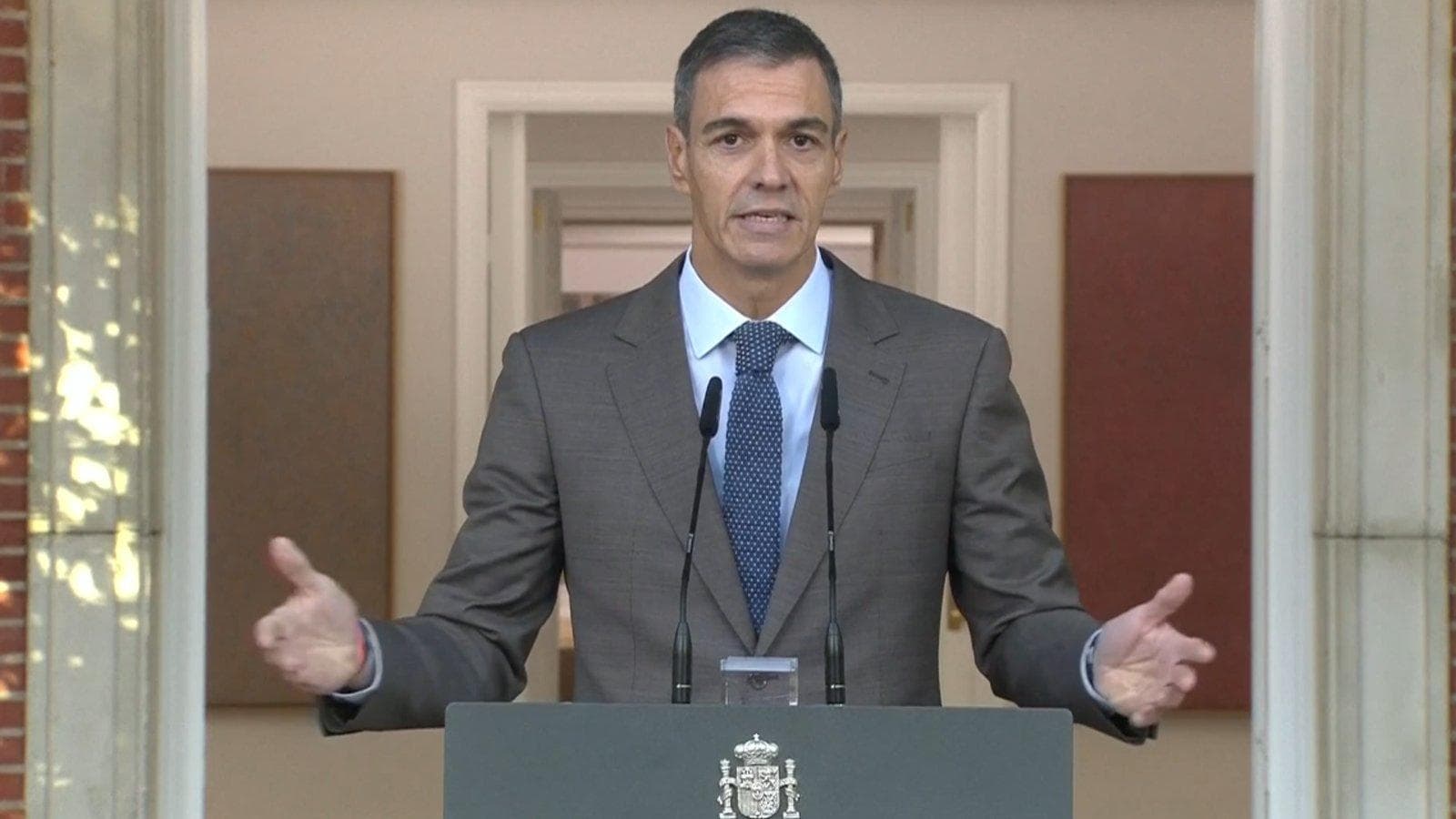 Spanish Prime Minister Pedro Sánchez Calls a Snap General Election for Next Month